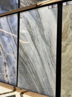Carrelage en porcelaine antidérapant effet marbre blanc et noir avec lignes dorées, aspect pierre de luxe, 600x1200mm, pour sol et mur