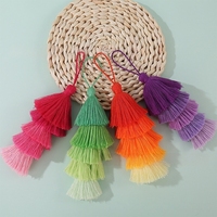 Pompons pour breloques artisanales et fabrication de bijoux, 3 pompons à cinq niveaux, porte-clés, breloques pour sacs à main et sacs, accessoires, pompons porte-clés