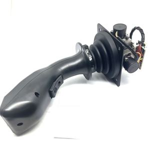 Joystick de 3 Ejes 920943.0058 para Control de Apilador de Contenedores RunnTech - Product Image 4