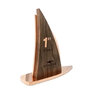 Modelo de barco de cobre de Metal noble y trofeo de premio de yate de madera de nogal logotipo personalizado regalo de negocios placa artesanal a mano premio de trofeo deportivo