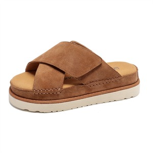 Nouvelles pantoufles confortables et respirantes en cuir véritable pour homme, modèle couple, à semelle épaisse et cheville haute, collection Printemps 2026 - Product Image 5