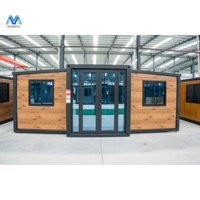 Maison modulaire préfabriquée extensible en panneaux sandwich contemporains de 20 pieds et 40 pieds, certifiée CE