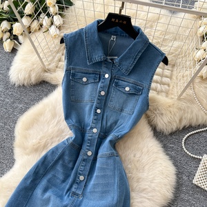 Mono largo vaquero vintage de verano con cuello en V y cintura alta sin mangas para mujer - Product Image 2