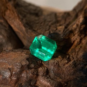 Kizo Green Emerald Loose Stone Rectangle Synthetic Lab Created Gemstone For Jewelry Making - Product Image 1