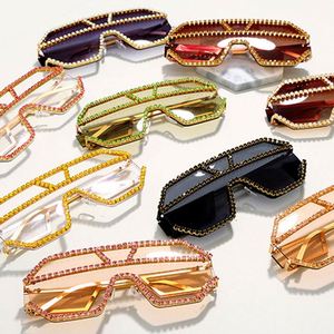 แว่นกันแดดแฟชั่นหรูหราประดับเพชรทรงโอเวอร์ไซส์สำหรับผู้หญิง ลดราคาสุดฮอตประจำปี 2020 - Product Image 6