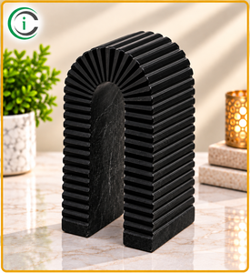 Pieza Decorativa Moderna de Mármol CCI en Forma de U, 8 Pulgadas, Mármol Negro con Acabado Elegante, Adorno Artístico para Mesa, Decoración del Hogar - Product Image 1