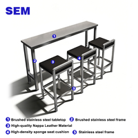 Ensemble de tabourets et table de bar minimalistes en acier inoxydable SEM pour la restauration, les cafés et les salons de crème glacée