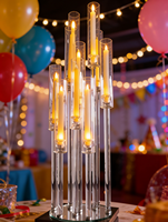 Candelabres en acrylique en gros - Design transparent en vrac pour les lieux de mariage et les organisateurs d'événements