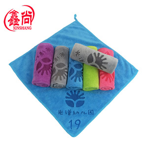 Toalla Cuadrada de Microfibra Xinshang 25x25cm 30x30cm Morada para Jardín de Niños, Impresión de Logotipo Personalizado, Toalla de Mano para Niños de Secado Rápido - Product Image 3