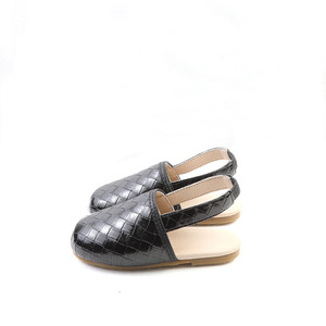 2025 verano nuevo estilo de moda sandalias para niños suela blanda antideslizante zapato de playa romano para niños diseño plano - Product Image 2