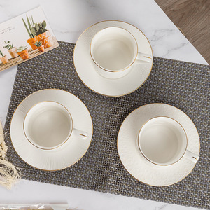 Ensemble de tasses à café en céramique à garniture dorée de style européen Soucoupes Tasses à latte de <span class=keywords><strong>grande</strong></span> capacité Thé rouge Espresso Moments Thé de l'après-midi anglais - Product Image 5