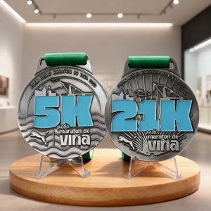 Médailles de course et de marathon en alliage de zinc, finition argent antique, avec logo émaillé, design 21k 5k, vente en gros, offre spéciale - Product Image 4