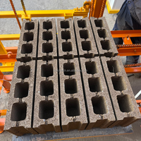 Machine automatique de fabrication de blocs en béton QT6-15 pour la Côte d'Ivoire, parpaings, pavés et briques