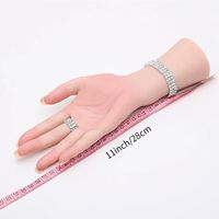 Modèle de main féminine réaliste en silicone, main artificielle avec doigts flexibles, mannequin en silicone pour la présentation de bijoux et la pratique