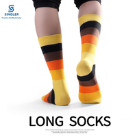 Chaussettes de mode personnalisées avec logo, vente en gros, chaussettes en coton pour hommes, chaussettes fantaisie, chaussettes rayées de couleurs vives, chaussettes habillées pour hommes d'affaires
