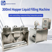 Machine de remplissage de liquides de 300 ml avec trémie et pesage double station pour un remplissage précis de petites doses