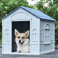 Niches pour chiens en plastique PP en gros, forme de trous d'arbre, étanches avec fond verrouillable et aérations pour usage intérieur et extérieur