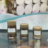 Bougie Pilier Parfumée Artisanale Personnalisée pour la Fête des Saints, Noël et Anniversaire – Prière Catholique et Commémoration