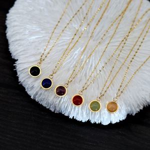 Colliers tendance 2026 avec breloques, bijoux hypoallergéniques en acier inoxydable 316L plaqué or 18 carats, collier de perles d'agate naturelle pour femme - Product Image 1