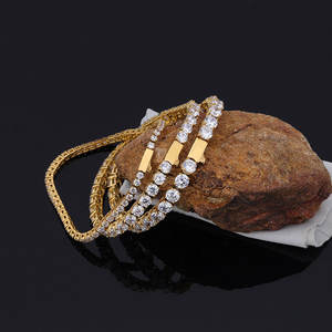 สร้อยข้อมือและกำไลแฟชั่นสแตนเลสสตีล 316L กันน้ำ ป้องกันการหมอง ชุบทอง 14K 18K สำหรับผู้หญิง - Product Image 6