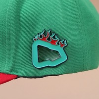 Logo personnalisé Insigne en métal émaillé pour casquette de baseball de golf Épingles à chapeau prêtes à être expédiées