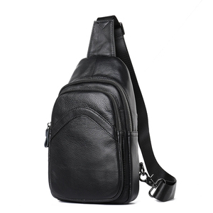 Sac à bandoulière antivol en cuir imperméable pour homme, sacoche de poitrine noire de créateur, sac de voyage croisé, sac de jour pour homme - Product Image 1