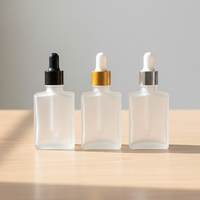 Bouteille d'huile essentielle carrée plate personnalisable avec logo, 15 ml, 30 ml, 50 ml, 100 ml, 120 ml, en verre avec tête compte-gouttes en plastique pour cosmétiques