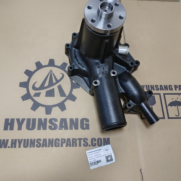 Excavator ZX330 ZX330-3 Spare Parts - Water Pump 1136501333