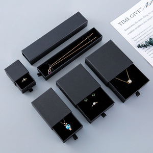 Caja de Regalo de Joyería Ecológica con Logotipo Personalizado, Caja de Papel con Cajón Deslizable para Collares, con Espuma Negra para Empaque de Joyería - Product Image 3