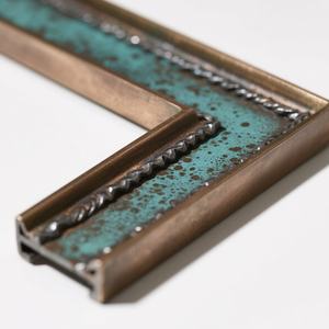 Service CNC personnalisé OEM CNC Bendin Soudage Épissage sans soudure Comptoir de bar La bordure métallique de la réception utilise une bordure en cuivre violet - Product Image 1