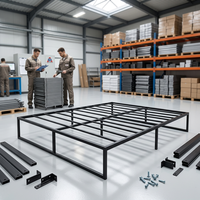Cadre de lit king size en métal de luxe avec sommier à lattes de haute qualité, accessoire et pièce de rechange pour l'assemblage en usine de meubles de chambre