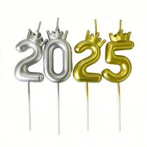 Bougies d'<span class=keywords><strong>anniversaire</strong></span> personnalisées d'un an, couleur métallique, nouveau design, décoration <span class=keywords><strong>de</strong></span> gâteau pour les fêtes d'Halloween, cire <span class=keywords><strong>de</strong></span> paraffine - Product Image 4