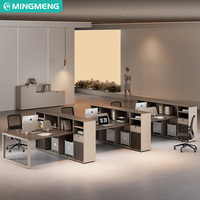Bureaux et chaises de bureau, bureaux pour 4-6 personnes avec écrans et cloisons, bureaux financiers simples et modernes