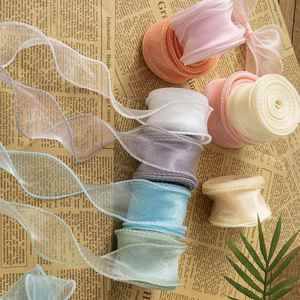 Ruban en tulle ondulé à bordure unie en polyester, motif floral de Noël, durable, 4 cm x 10 yards, pour emballage de bouquets, bricolage et décoration de gâteaux - Product Image 1