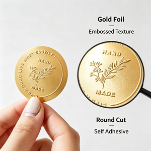 Etiqueta Redonda de Metal Hecha a Mano con Diseño Floral y Texto Inspirador para Manualidades y Regalos - Product Image 4