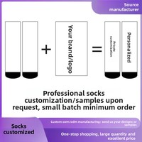 Chaussettes de sport pour hommes, respirantes, à logo personnalisé OEM, pour le basketball et la course, avec semelle en tissu éponge rembourrée et douce, et logo sur le bord du mollet.