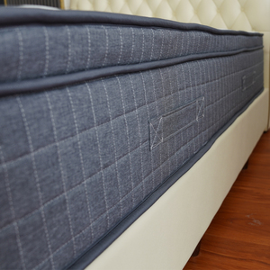 Hot bán Nữ Hoàng Kích thước lai khách sạn Nệm phổ biến Bộ nhớ bọt chân không nén Bonnell cá nhân Túi mùa xuân nệm - Product Image 4