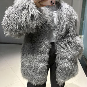 Soprabito Invernale da <span class=keywords><strong>Donna</strong></span> in Vera Pelliccia di Agnello Mongolo con Colore Personalizzato, Cappotti di Tendenza in Lussuosa Pelliccia di Pecora Naturale - Product Image 4