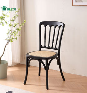 كرسي طعام عالي الجودة من الخشب الصلب والراتان الطبيعي بتصميم تقليدي عتيق قابل للطي للاستخدام في المطاعم والولائم - Product Image 6