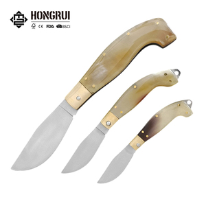 Hongrui classique manche en corne de boeuf 440C couteau en acier italien maison et extérieur rasoir tranchant couteau de poche pliant avec trois tailles - Product Image 1