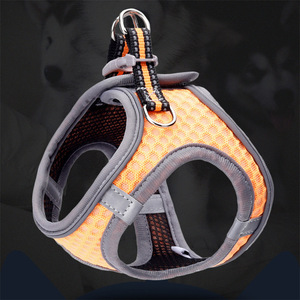 Arnés de malla transpirable T-Cross para perros pequeños y medianos, gatos y mascotas, con correa para paseo y transporte. - Product Image 4