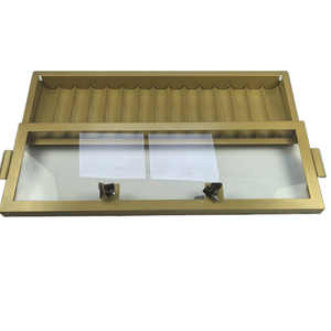 Mesa de Póker de Lujo para 8 Personas, con 15 Filas de Fichas Doradas de Hierro, Duradera y de Primera Calidad, con Fichas Incluidas - Product Image 1