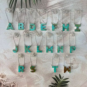 Collier en argent sterling fait main avec turquoise Kingman et lettres multiples, style unique - Product Image 1