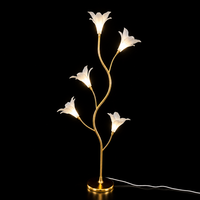 Lampu Lantai LED Magnolia Romantis Akrilik Besi Bentuk Bunga Lampu Listrik Berkabel AC 110V 220V Dekorasi Pernikahan