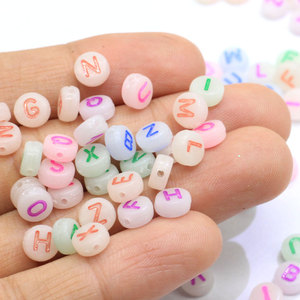Cuentas Acrílicas del Alfabeto al por Mayor, Cuentas Luminosas con Letras en Inglé<span class=keywords><strong>s</strong></span> para Hacer Pulseras, Accesorios de Joyería DIY, 500g/bolsa - Product Image 6
