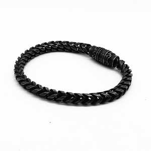 Bracelet en acier titane rétro à motif de moto de style européen américain, fermoir magnétique, bijoux unisexes, cadeau - Product Image 3