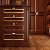 Closet Personalizável Estilo Europeu |   Acabamento Dourado em Madeira Compensada |   Organizador de Gavetas para Closet de Luxo com 5+ Gavetas
