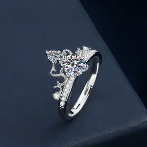 2024 Novos designs amantes coroa anel de casamento anel de um quilate dedo aberto tamanho