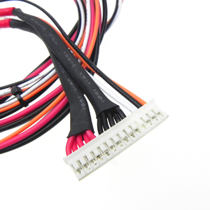 Hoogwaardige ACES 91209-01011 10-pins 1,0 mm pitch IDC dubbelzijdige rode kabelboom voor drones, op maat gemaakte lengte - Product Image 5