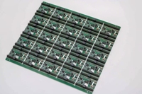 Carte de circuit imprimé FR4 verte à haut volume, assemblage SMT, carte de circuit imprimé modulaire pour le contrôle industriel/systèmes embarqués